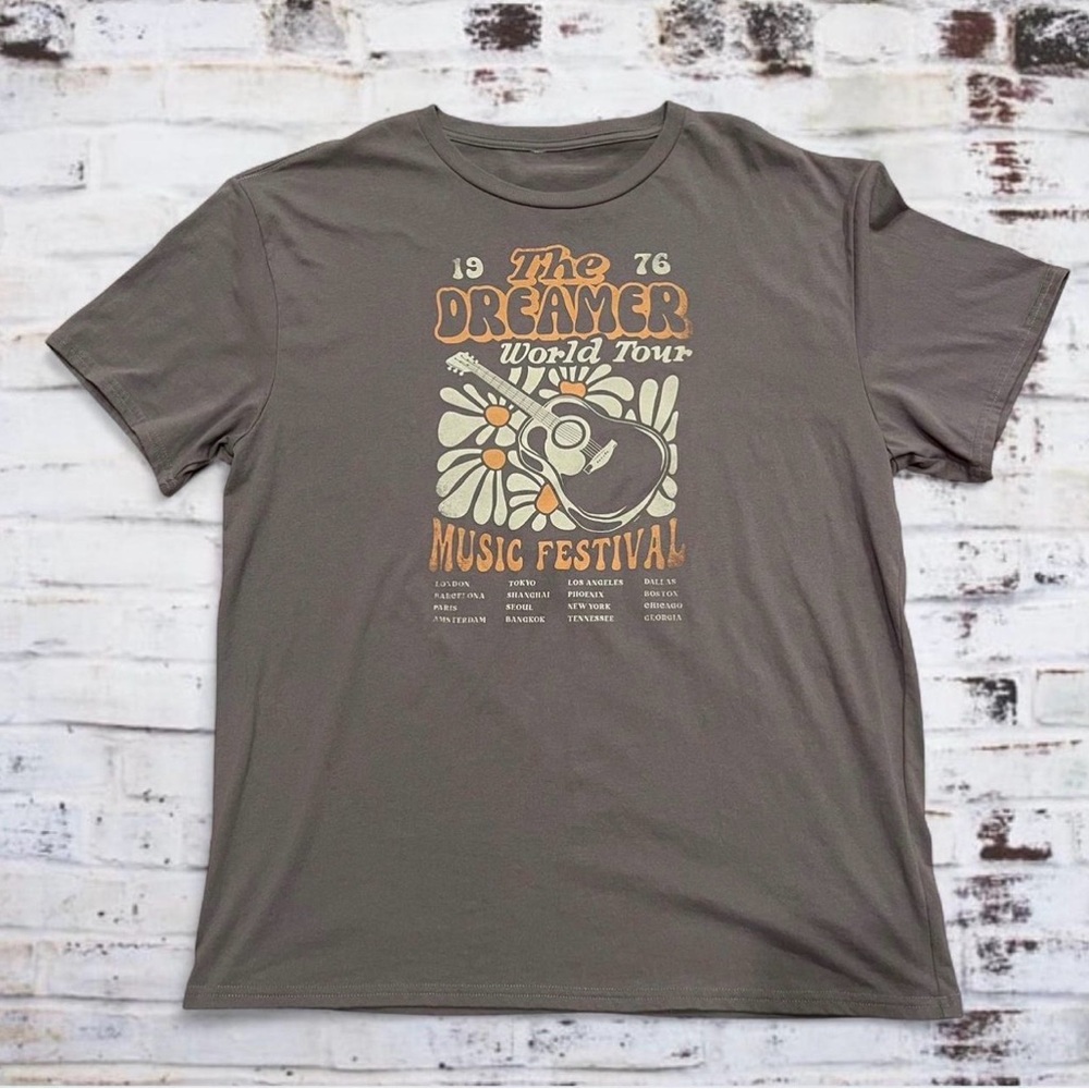 Men’s ‘The Dreamer Music Festival Tee’